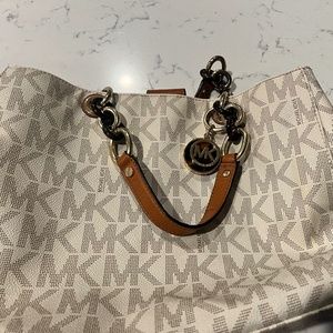 MICHAEL Michael Kors Off White Coated Canvas Cynthia Tote